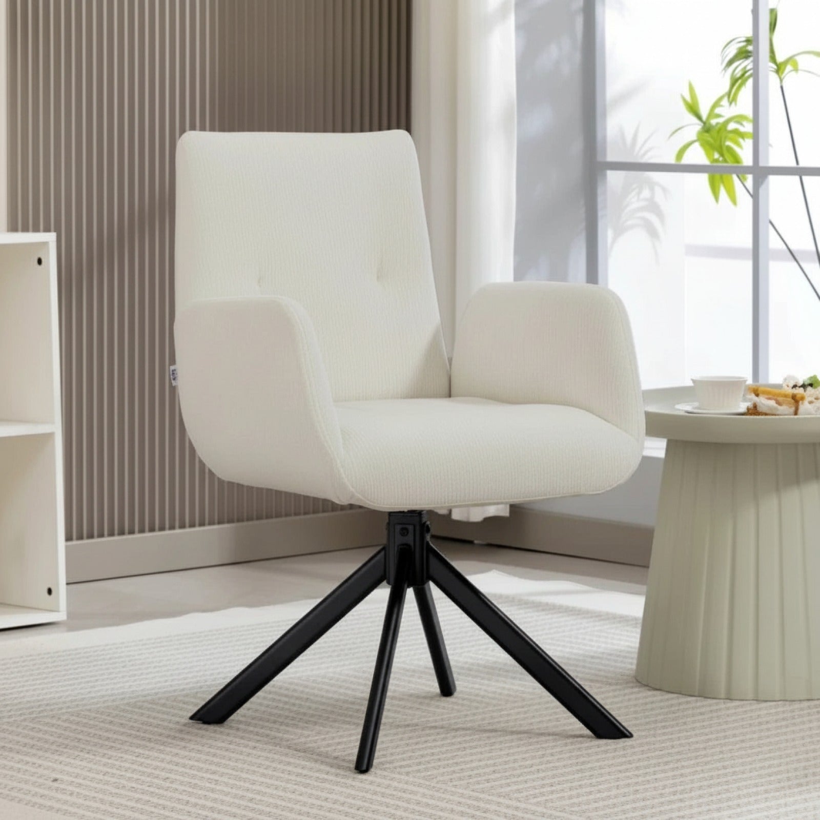 Fauteuil Moderne Pivotant Blanc Crème - Confort et Design Élégant