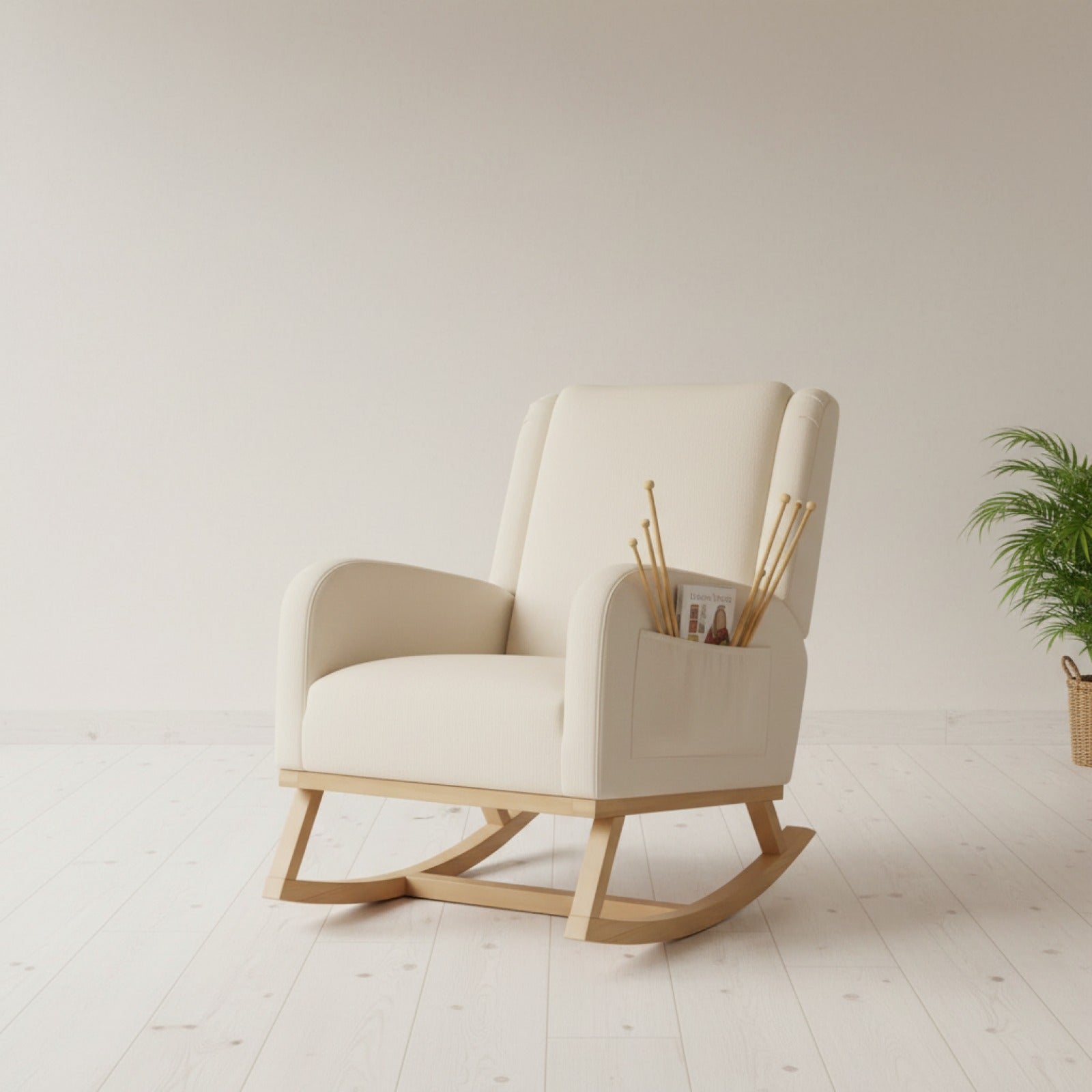 Fauteuil à bascule confortable en tissu beige avec pieds en bois massif
