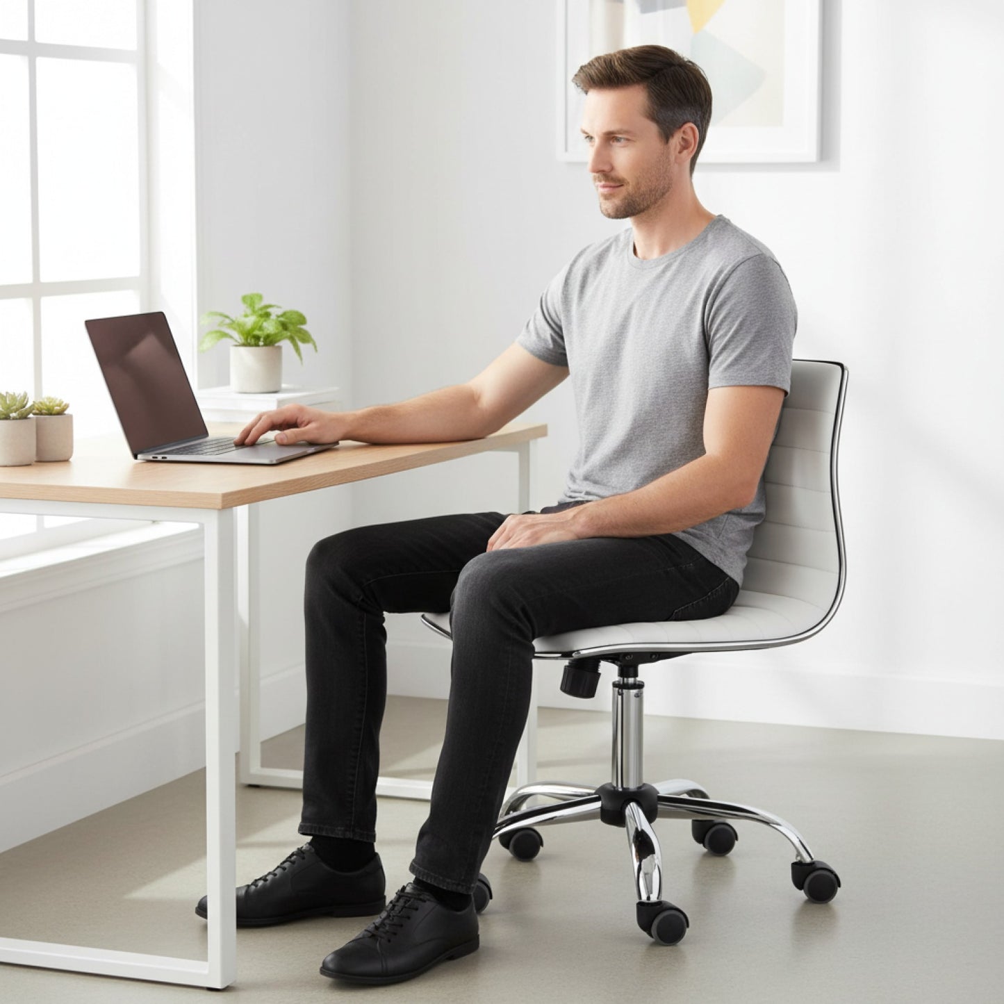 Fauteuil de Bureau Ergonomique HOMCOM Blanc - Hauteur Réglable, Pivotant 360°