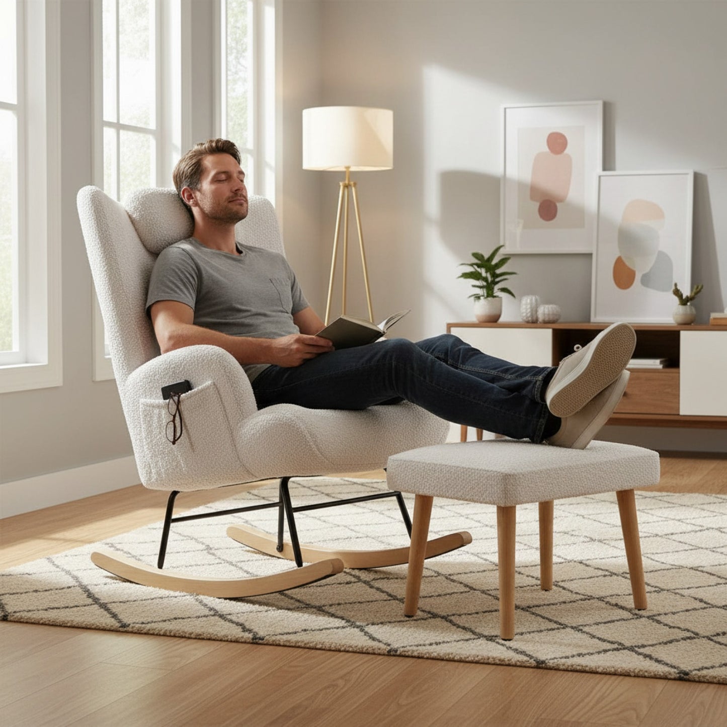 Fauteuil "Together" en tissu Teddy crème avec repose-pieds et poche latérale